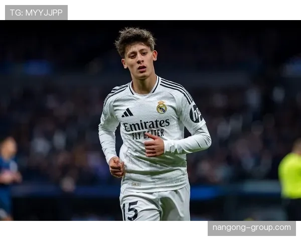 居莱尔与亚马尔：国家队新星成长路径及战术适配性对比分析