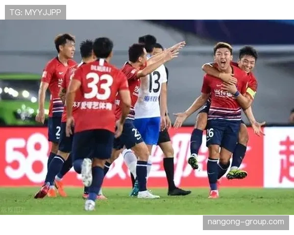 替补人数规则到底怎么定？教练换人策略背后那些细节揭秘