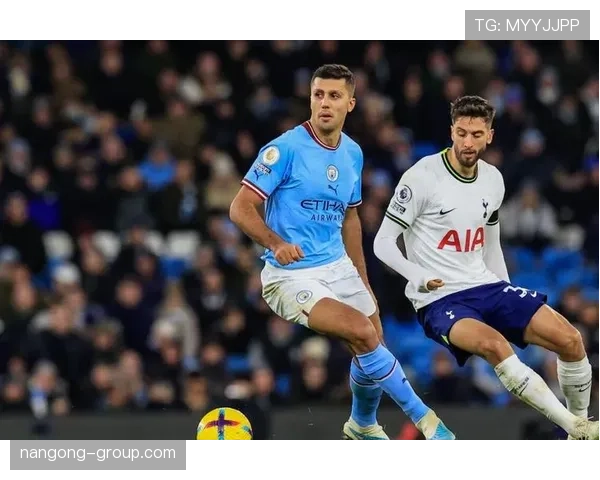 现代6号位模板：赖斯如何重新定义后腰