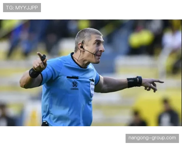 石智勇刷完盘子还能掏出小金链，生活比赛场还讲究啊这哥们儿！