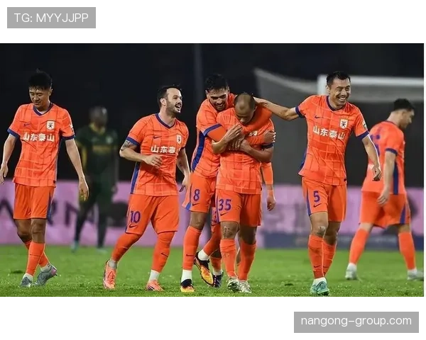 山东泰山阵容短板与冠军定位冲突，战术危机已显现